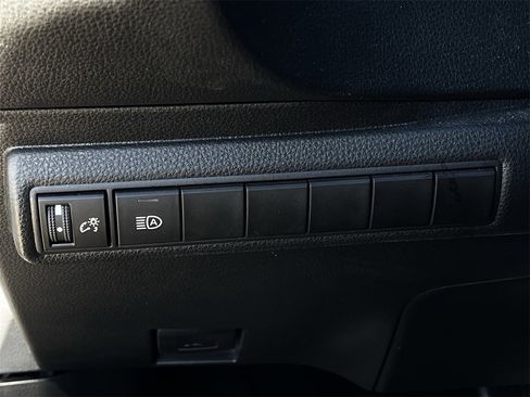 Used 2023 Toyota Corolla SE image 20