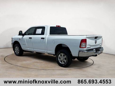 Used 2023 RAM 2500 Big Horn w/ Cold Weather Group AWD/4WD image 5