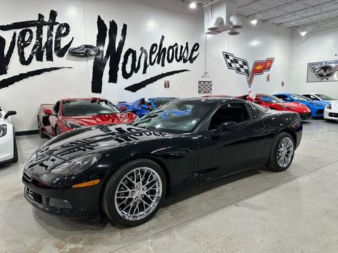 Used 2011 Chevrolet Corvette Coupe w/ Preferred Equipment Group image 20