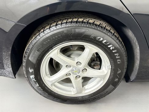 Used 2017 Chevrolet Malibu LS image 33