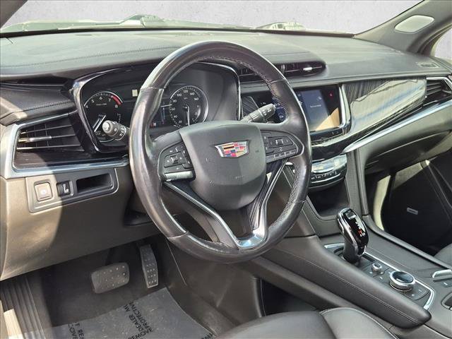 Used 2023 Cadillac XT6 Premium Luxury AWD/4WD image 10