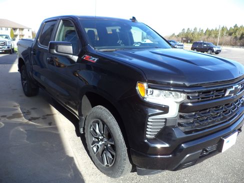 Used 2023 Chevrolet Silverado 1500 RST image 9