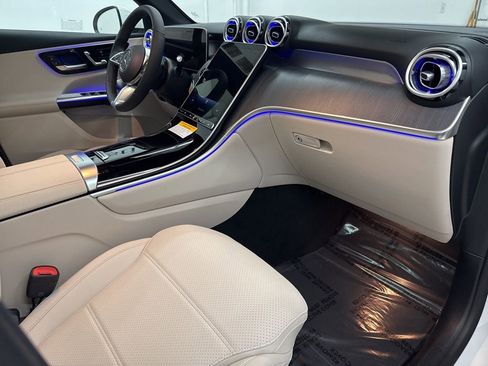 Used 2026 Mercedes-Benz GLC 300 GLC 300 image 28