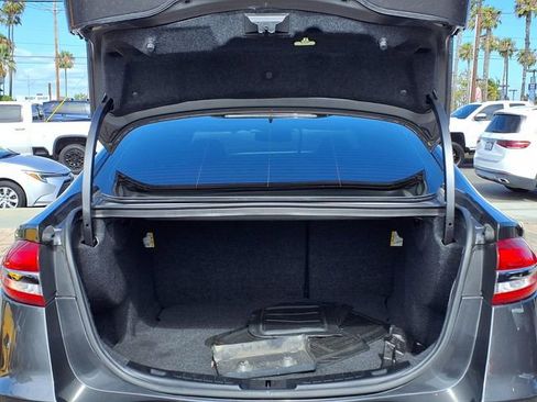 Used 2020 Ford Fusion SE FWD image 8