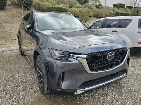 Used 2024 MAZDA CX-90 Plug-In Hybrid w/ Premium Plus AWD/4WD image 13