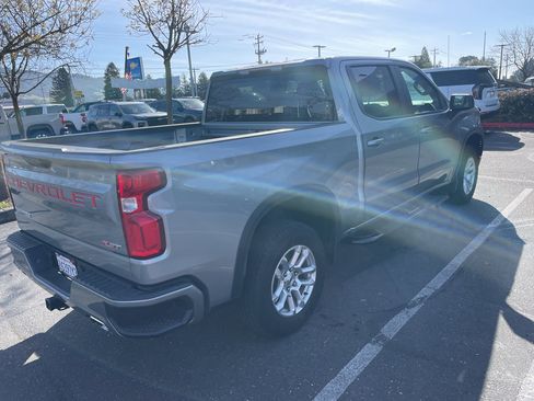 Used 2024 Chevrolet Silverado 1500 RST w/ Z71 Off-Road Package image 4
