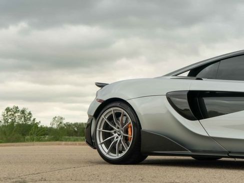 Used 2019 McLaren 600LT RWD image 28