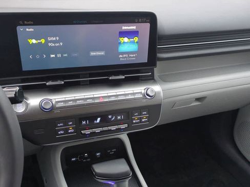 Used 2025 Hyundai Kona SEL image 26