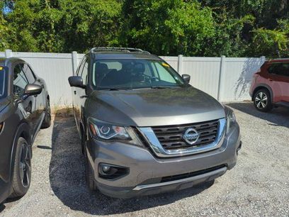 Certified 2018 Nissan Pathfinder Platinum w/ Cargo Package
