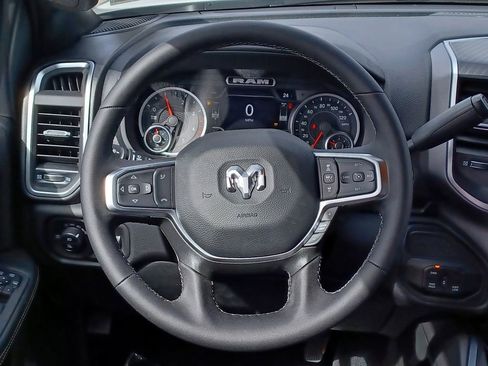 New 2026 RAM 2500 Big Horn AWD/4WD image 28