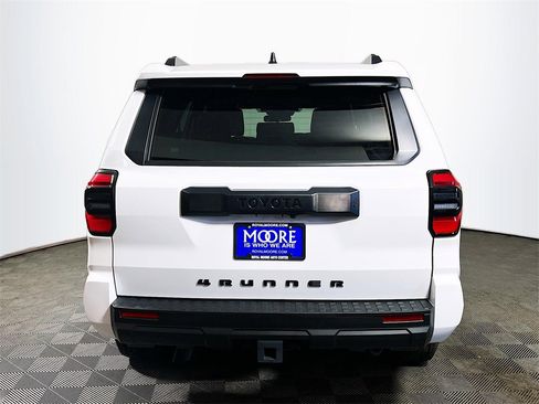 Certified 2025 Toyota 4Runner SR5 image 7