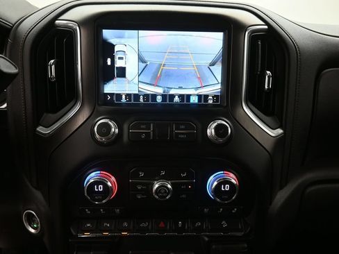 Used 2021 GMC Sierra 1500 AT4 w/ AT4 Premium Package AWD/4WD image 9