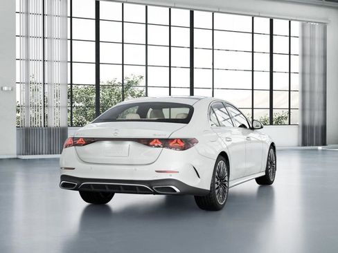 New 2026 Mercedes-Benz E 450 4MATIC Sedan image 23
