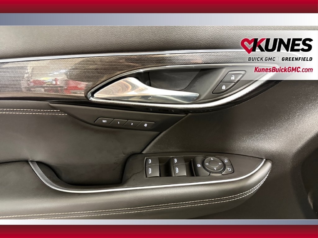 Used 2023 Buick Envision Essence FWD image 20
