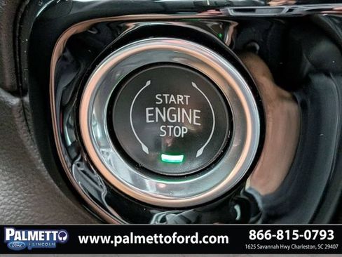 Used 2023 Chevrolet Silverado 1500 High Country w/ Technology Package AWD/4WD image 30