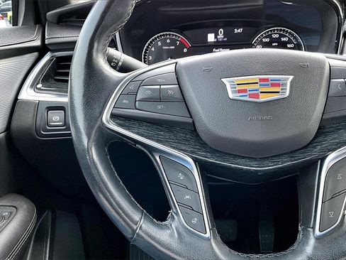 Used 2023 Cadillac XT5 Premium Luxury image 18