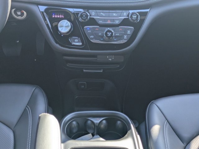 New 2026 Chrysler Pacifica Select FWD image 19