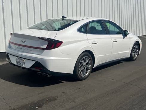 Used 2022 Hyundai Sonata SEL w/ Preferred Accessory Package image 6