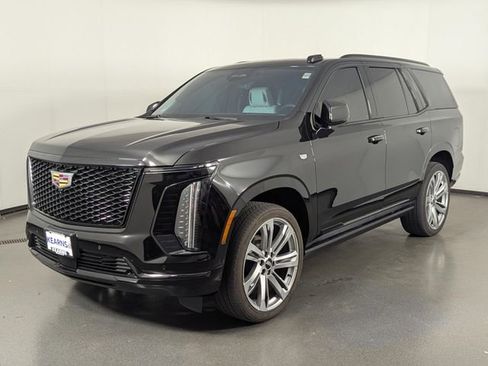 Used 2025 Cadillac Escalade Sport Platinum w/ LPO, Floor Liner Package AWD/4WD image 2