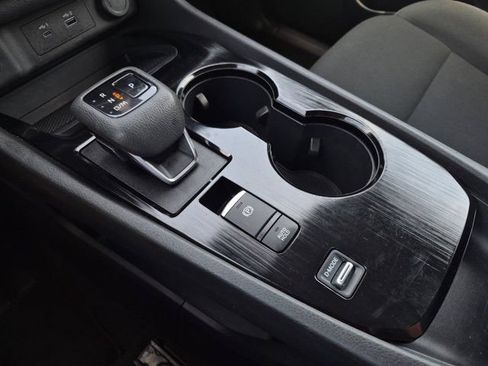 Used 2023 Nissan Rogue S FWD image 25
