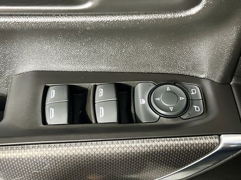 Used 2021 Chevrolet Silverado 1500 Custom Trail Boss w/ Midnight Edition image 15