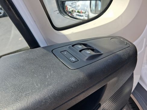 Used 2017 RAM ProMaster 2500 FWD image 11
