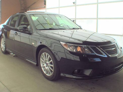 Used 2011 Saab 9-3 Aero image 1