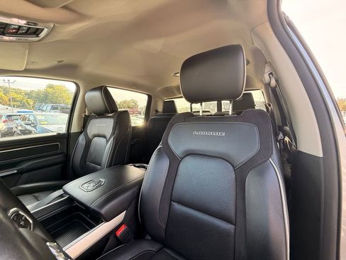 Used 2022 RAM 1500 Laramie AWD/4WD image 25