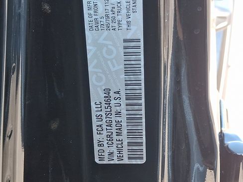 New 2025 Jeep Gladiator Sport image 19