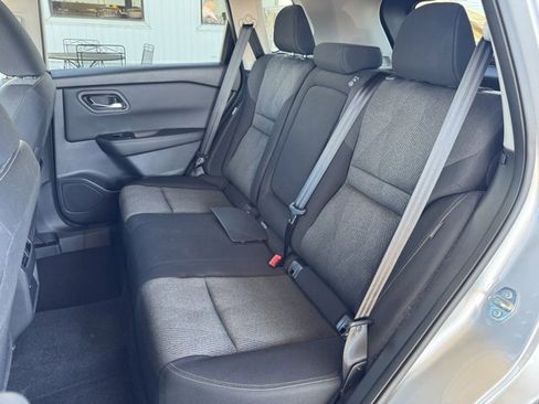 Used 2024 Nissan Rogue SV image 19