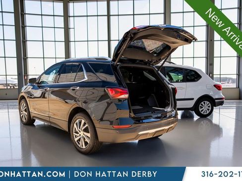 Used 2023 Chevrolet Equinox Premier AWD/4WD image 34