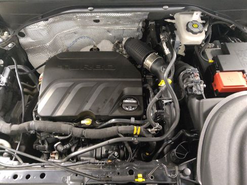 Used 2023 Buick Encore GX Preferred w/ Cold Weather Comfort Package FWD image 30