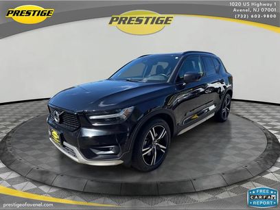 Used 2021 Volvo XC40 T5 R-Design