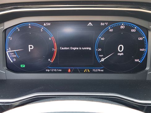 Used 2019 Volkswagen Jetta SEL w/ Cold Weather Package FWD image 10