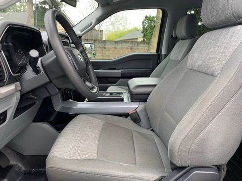 Used 2023 Ford F150 XLT w/ XTR Package image 11