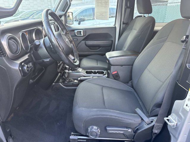 Certified 2019 Jeep Wrangler Sport AWD/4WD image 17