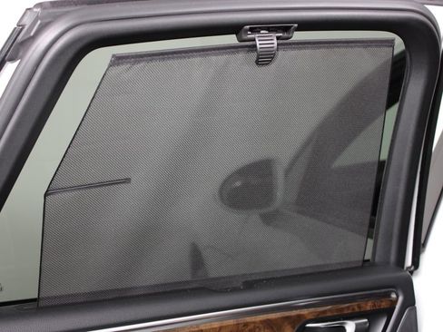 Used 2021 Porsche Macan AWD/4WD image 33
