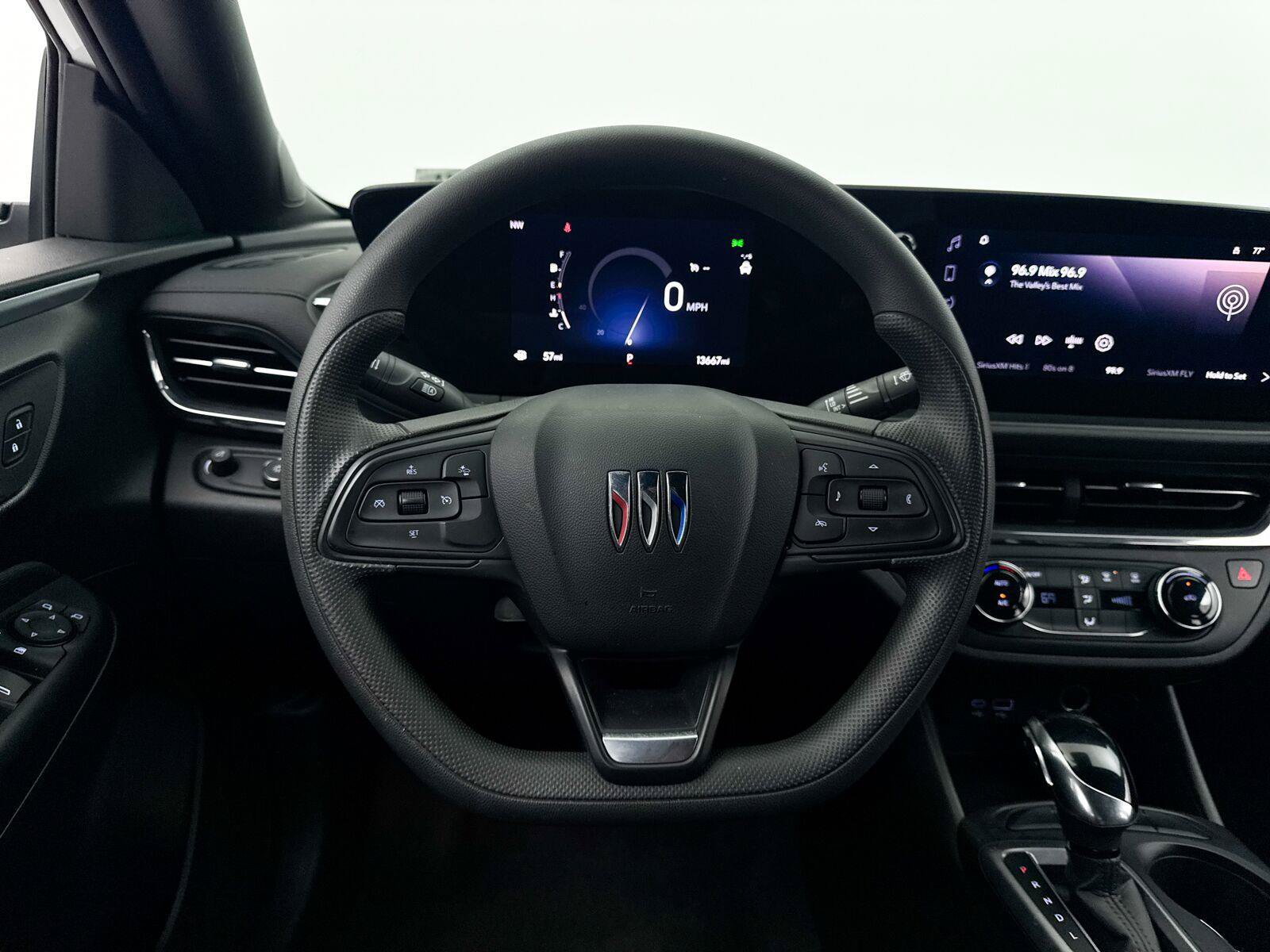Used 2026 Buick Envista Preferred FWD image 3