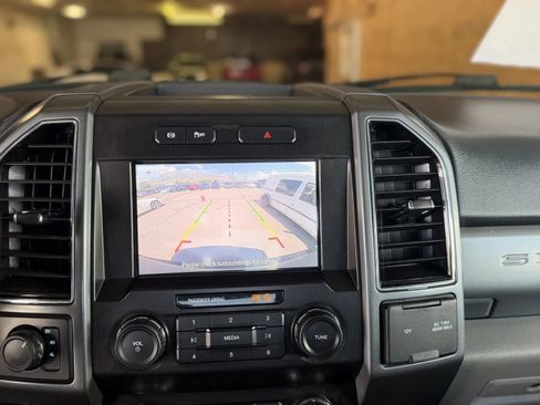 Used 2022 Ford F250 XLT AWD/4WD image 32