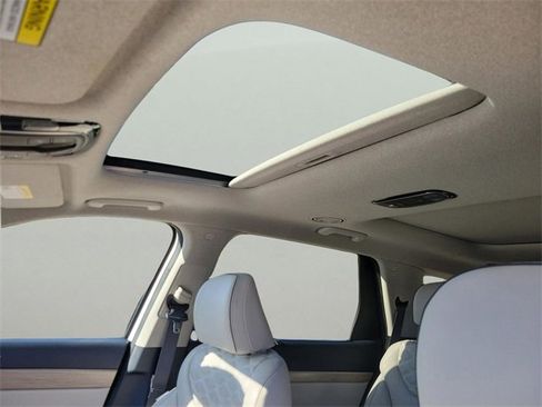 Used 2021 Hyundai Palisade Limited w/ Cargo Package image 11