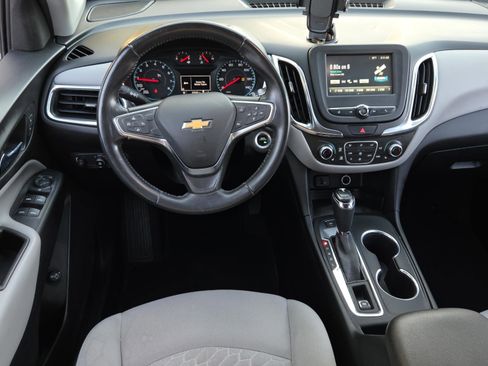 Used 2018 Chevrolet Equinox LT image 12