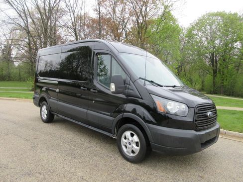 Used 2017 Ford Transit 250 148 Medium Roof RWD image 5
