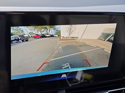 New 2026 Chevrolet Trax RS w/ Sunroof Package image 14