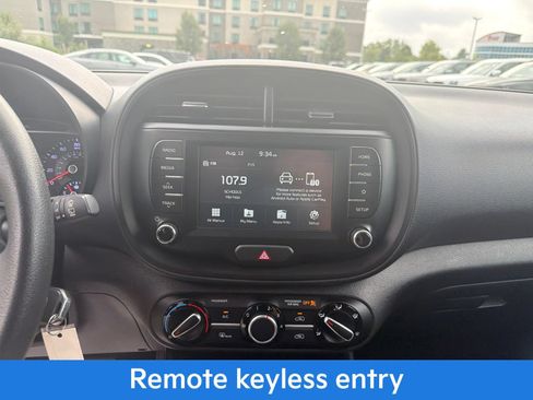 Used 2021 Kia Soul S FWD image 16