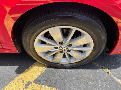 Used 2015 Volkswagen Jetta SE FWD image 31