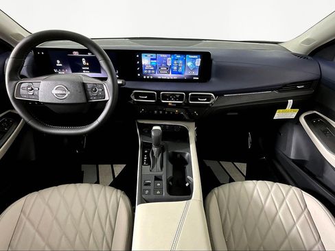 New 2026 Nissan Sentra SL FWD image 5
