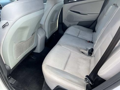 Used 2018 Hyundai Tucson SEL FWD image 13