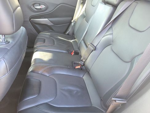 Used 2022 Jeep Cherokee Latitude Lux image 14