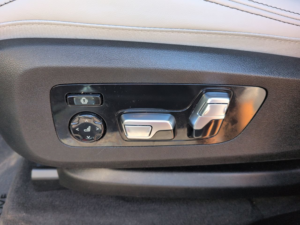 Used 2026 BMW X5 xDrive40i AWD/4WD image 20