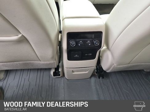 Used 2022 GMC Acadia Denali w/ Denali Ultimate Package image 21